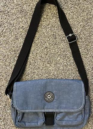 Шикарная сумка-малышка