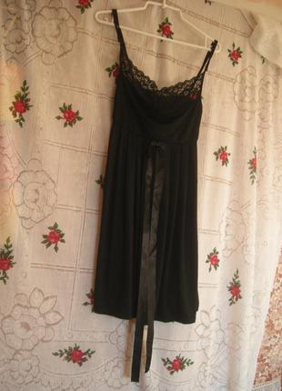 Супер платье черного цвета франция,р.8,96%вискоза,4%эластан.