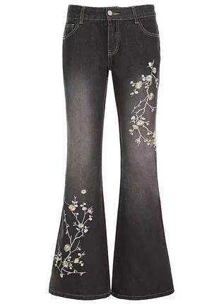 Джинси кльош з вишивкою із заниженою талією штани y2k dollskill