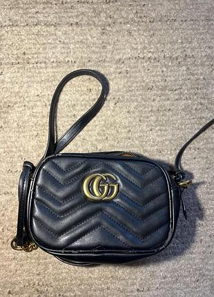 Жіноча сумка gucci чорний колір made in italy