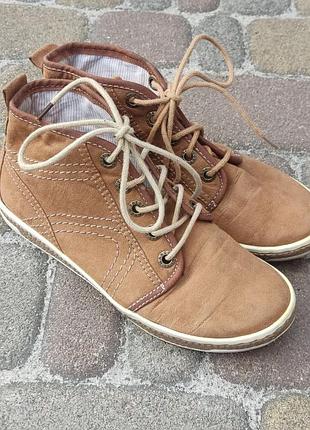 Демисезонные ботинки мальчишки