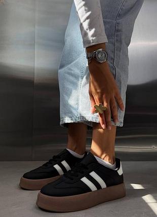 Кеди жіночі