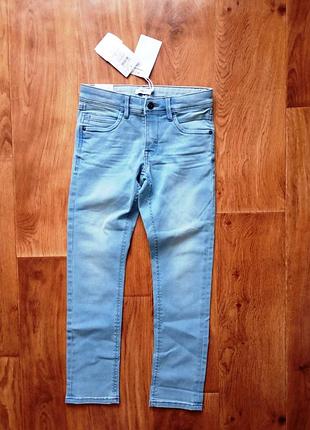 Новые джинсы