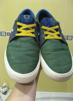 Кроссовки nike унисекс 43.5 2