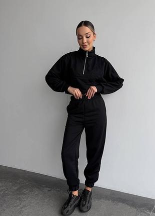 Женский спортивный костюм с джоггерами и свитшотом
