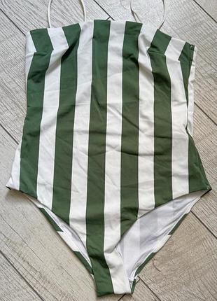 Купальник суцільний