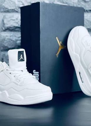 Женские кроссовки nike air jordan последний размер 37