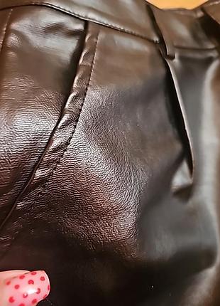 Продам шорти м 4