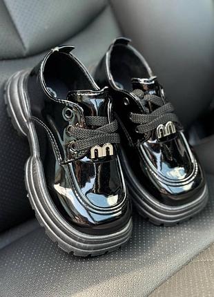 Підліткові туфлі