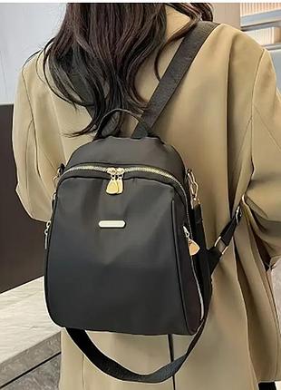 Жіночий рюкзак чорний