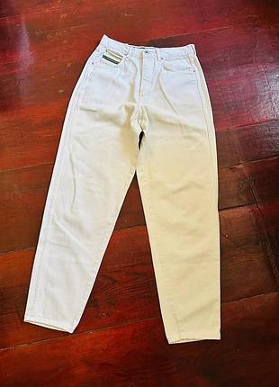 Белые джинсы мом 40 л размера