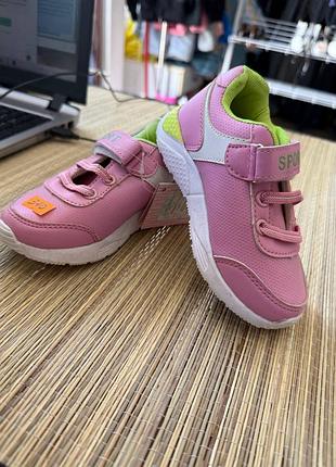 Кросівки для дівчинки