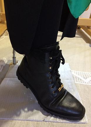 Жіночі зимові чорні шкіряні черевики на шнуровці португалія & other stories