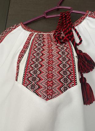 Вишиванка жіноча