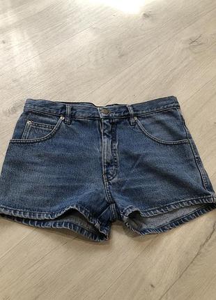 Шикарные импортные плотные джинсовые шорты классика