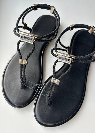 Босоніжки чорні