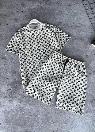 Літній костюм шорти футболка