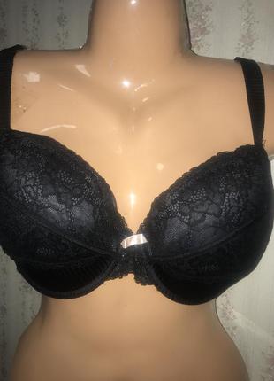 Фірмовий бюстгальтер 36 g( 80 h)