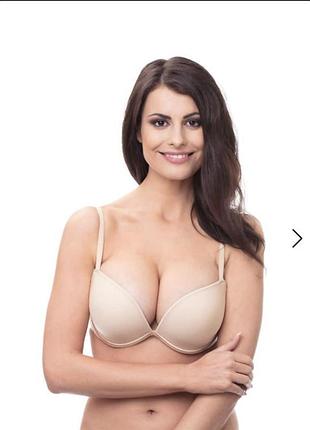 Гладкий брендовый бюстгальтер и трусы