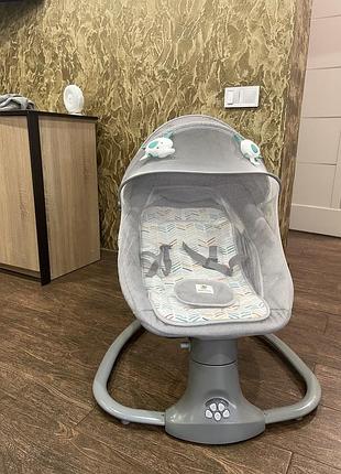 Заколисуючий центр mastela для малюків