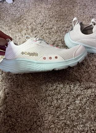 Жіночі кросівки  columbia