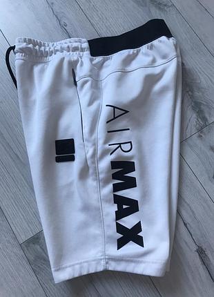 Спортивні шорти nike air max
