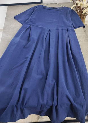 Повседневное темно-синее платье из натуральной ткани