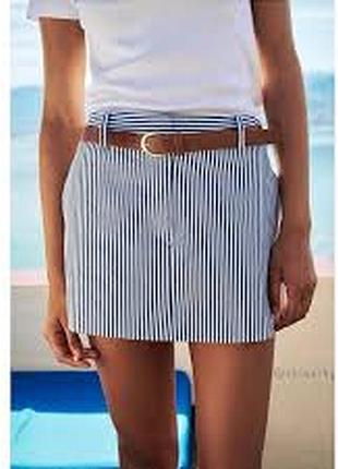 Мини юбка стрейчевая в продольную полоску от hollister состояние новой