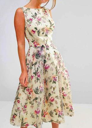 Распродажа платье chi chi london миди с цветочным принтом