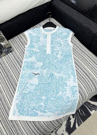 Платье дuop нежной расцветки, в наличии