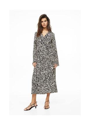 Сукня міді в абстрактний принт h&m m розміру на запах