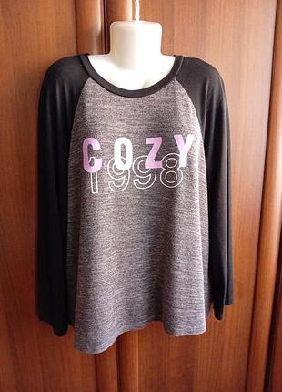 Очень мягкий реглан королевского размера.