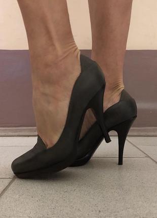 Стильні туфлі, фірма hugo boss
