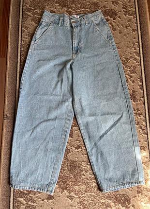 Джинсы бегги. скейтеры, бананы