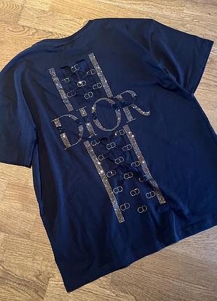 Черная футболка со стразами , р. xl