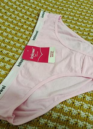 Аққұба Сара Джейді брюнетка Джейден Джеймс кеңседе трахает етеді, ол оны жалайды