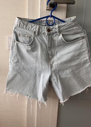Джинсовые шорты