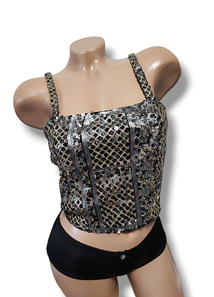 Нарядный топ в пайетки