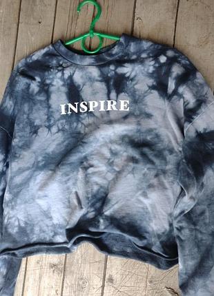 Толстовка, свитшот, худи, укороченная модель, оверсайз 💙 размер s
известный бренд.