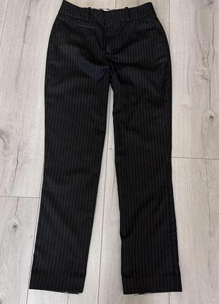 Класичні брюки в полоску розпродаж