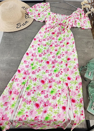 Великолепное мыльное платье в акварельный цветочный принт primark