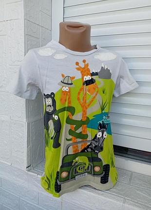 Футболка на мальчика 4-6 лет 110- 116 см