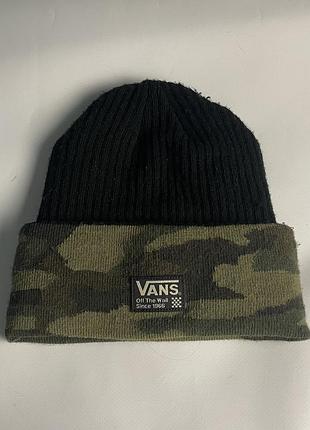 Шапка vans