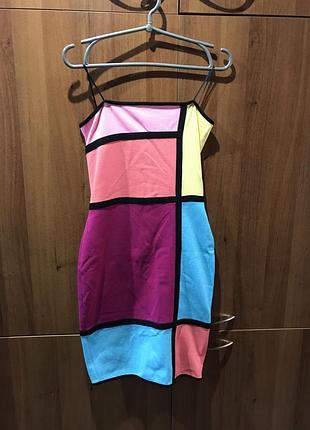 Платье женское