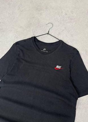 Чорна вінтажна футболка nike
