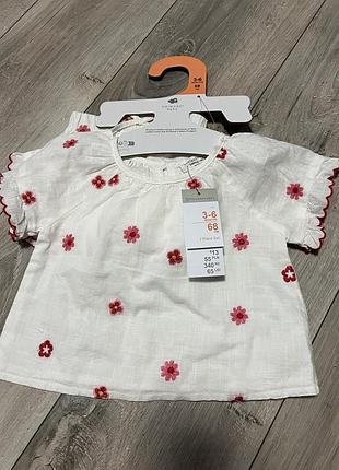 Набір для дівчинки на 3-6 міс. з натуральної тканини, дихаючий матеріал. не встигли поносити, купляла закордоном.