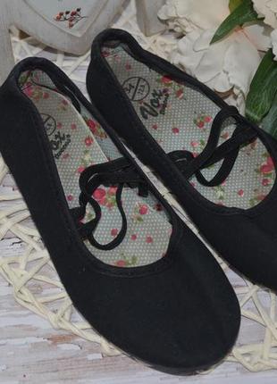 34 туфлі туфельки балетки тканинні дівчинці під будь-який наряд
