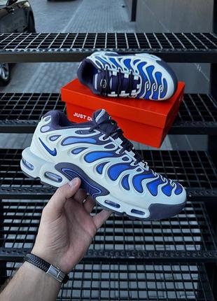 Кросівки Bei Sidestep bekommt ihr aktuell noch alle WMNS Größen vom Air Force 1 UV Reactive Swoosh