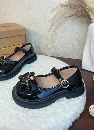 Дитячі шкільні туфлі для дівчинки 4