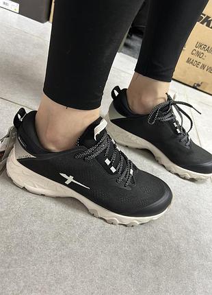 Кросівки tamaris